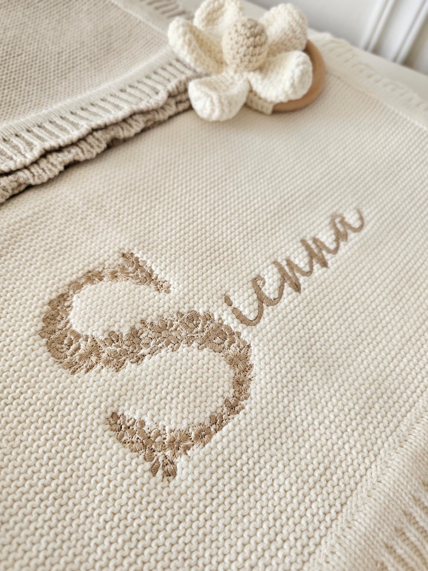 Luxury Embroidered Baby Blanket, Personalised Floral Heirloom, Shower Gift, Newborn Coming Home Outfit, Birth Name Annoucement, Scalloped