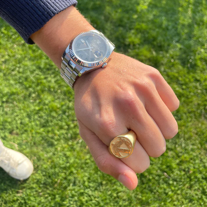 Personalized Family Crest Ring
