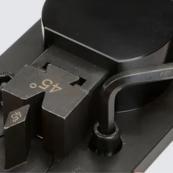 Metal wire bending stand with adjustable molds